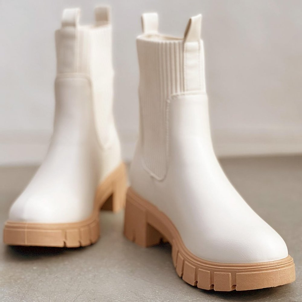 NEW Off White Chunky Lug Sole Platform Elastic Sock Ankle Chelsea Bootie Boots - Picture 10 of 12